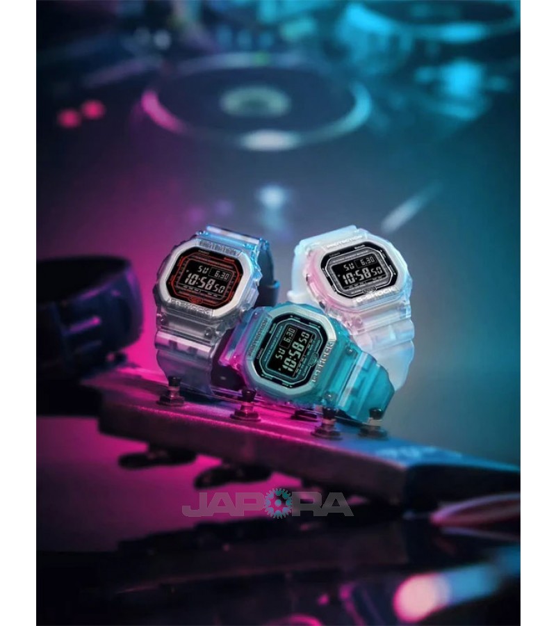Ceas barbatesc Casio G-Shock DW-B5600G-2ER Bluetooth (DW-B5600G-2ER) oferit de magazinul Japora